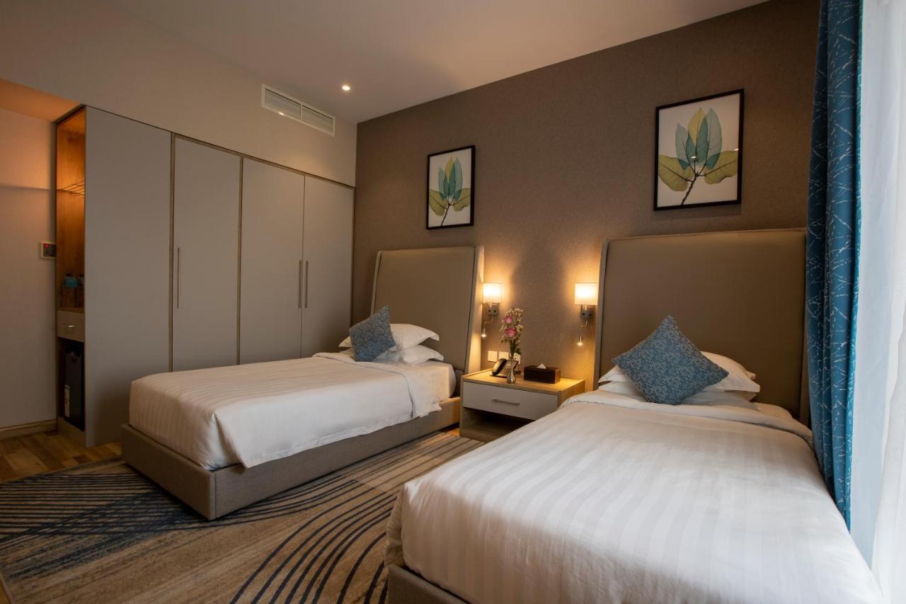 Beata Garden Apartment Ал Хубар Екстериор снимка
