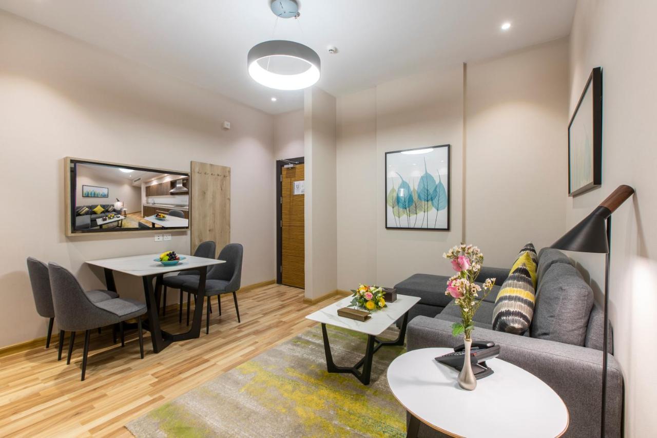 Beata Garden Apartment Ал Хубар Екстериор снимка