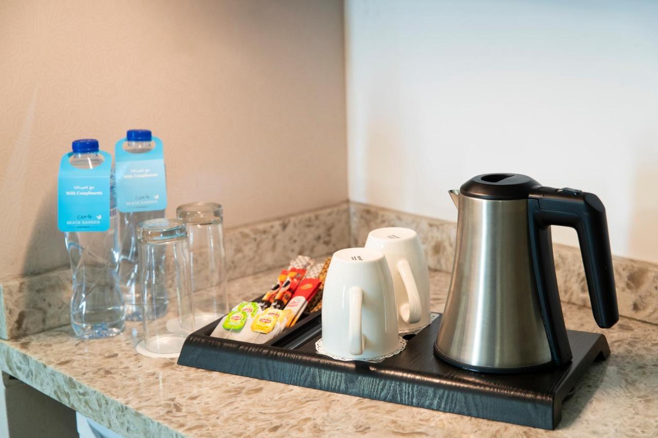 Beata Garden Apartment Ал Хубар Екстериор снимка