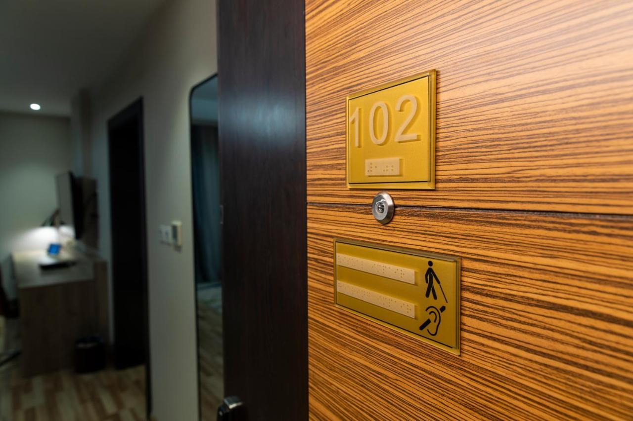 Beata Garden Apartment Ал Хубар Екстериор снимка