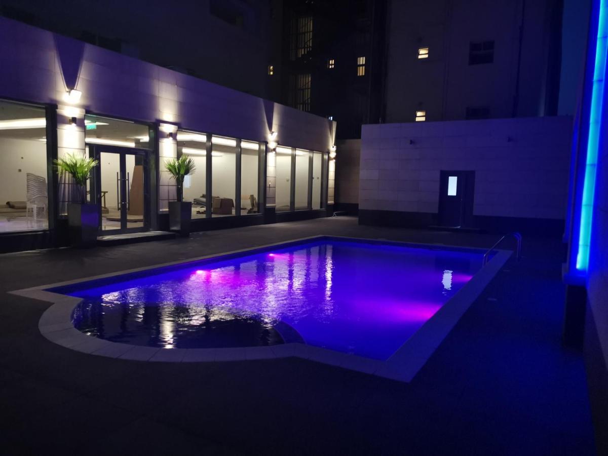 Beata Garden Apartment Ал Хубар Екстериор снимка