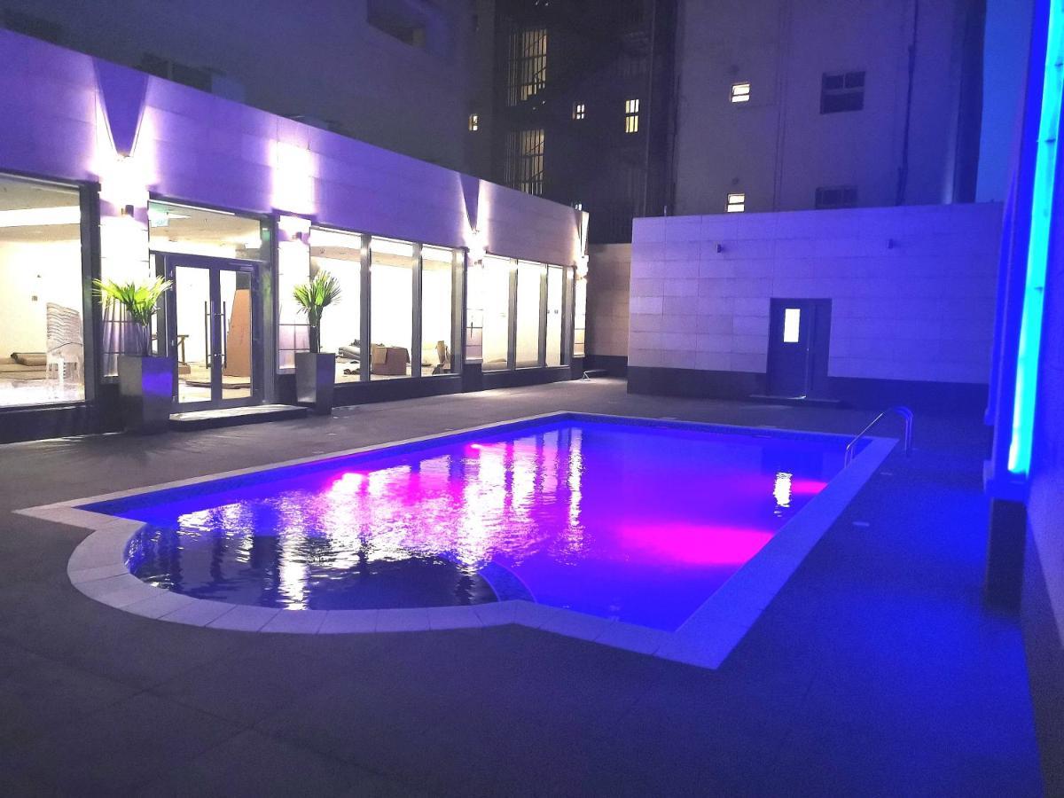 Beata Garden Apartment Ал Хубар Екстериор снимка