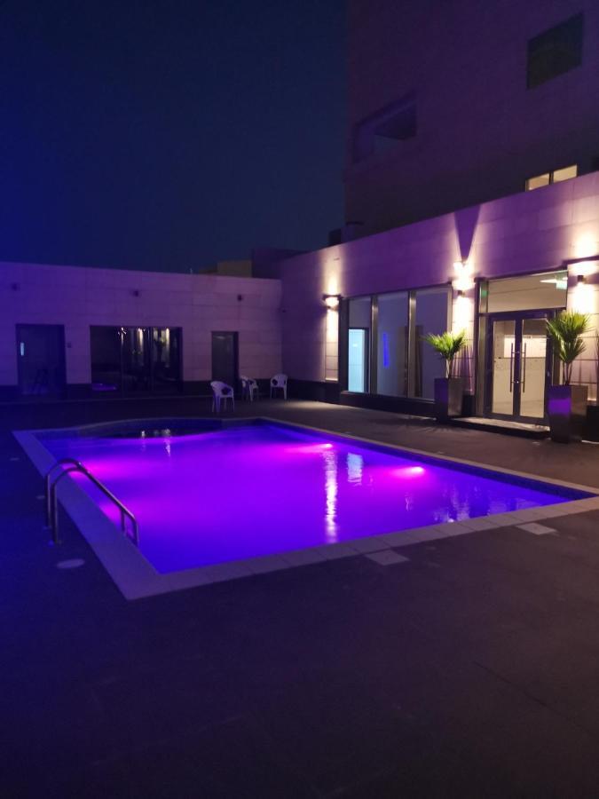 Beata Garden Apartment Ал Хубар Екстериор снимка